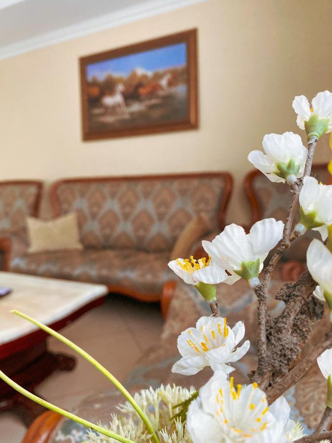 Nomad Hotel Akmola Esterno foto