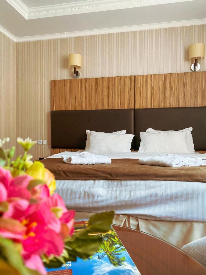 Nomad Hotel Akmola Esterno foto
