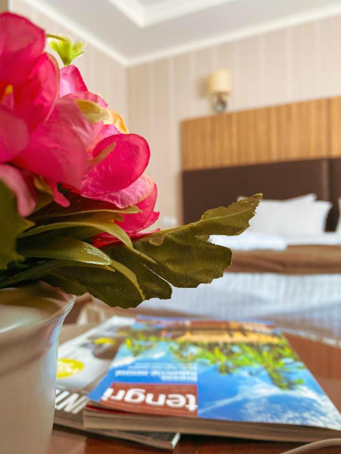 Nomad Hotel Akmola Esterno foto